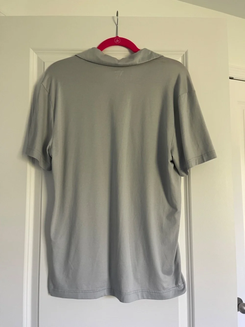 Old Navy Active Cloud 94 Soft Men’s Collared Shirt Size Medium Grey